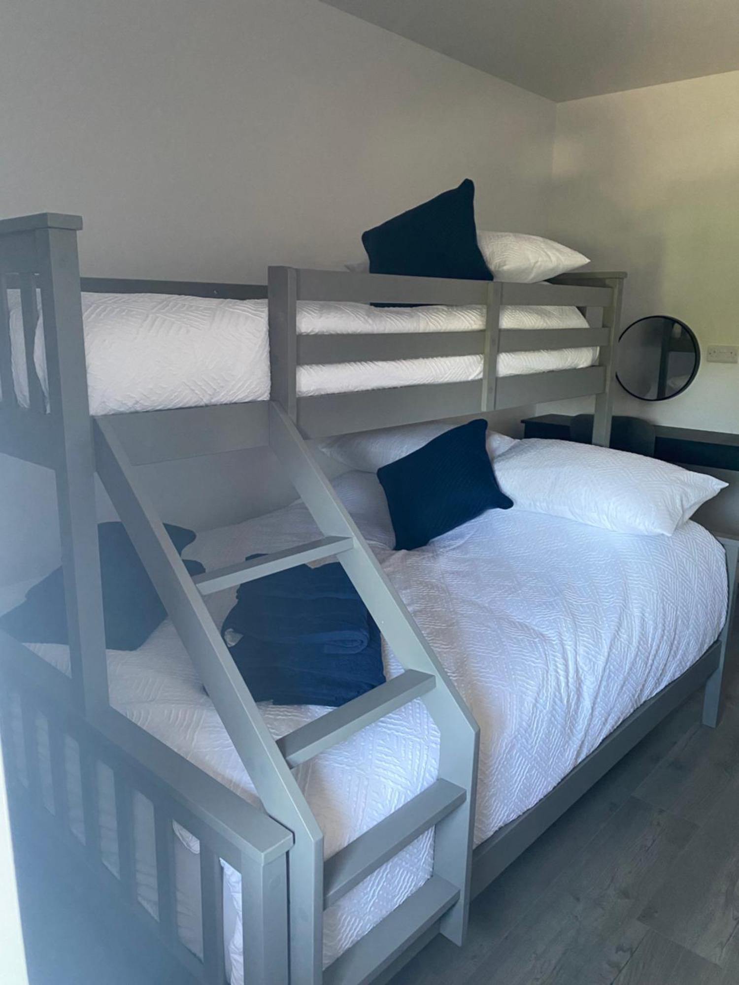 Ballymullock Barn Lofts Carncastle Rum bild